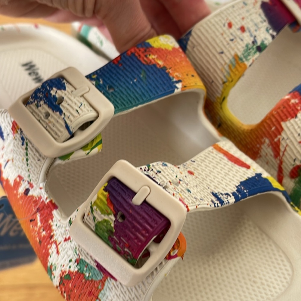 Womens Colorful Sandals - Picture 5 of 6